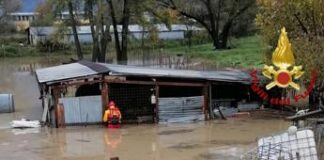 Maltempo a Rieti, raffiche di vento e pioggia: danni, crolli e allagamenti