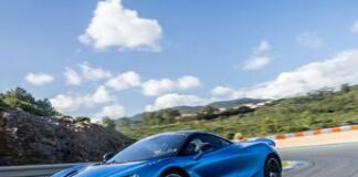 McLaren 750S, Performance Car of the Year