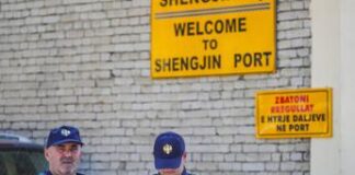 Migranti in Albania, domani udienza di convalida sui trattenimenti