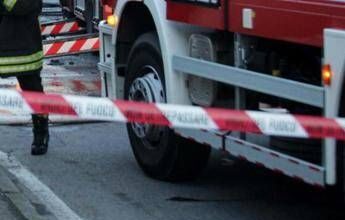 Milano, incendio in un palazzo di 7 piani: muore donna di 79 anni