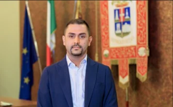 Marsetti dopo incendio azienda a Isola Vicentina: “Intimidazione mafiosa”. Trovate taniche di benzina Moreno Marsetti