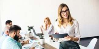 Natale, Assolavoro: “Oltre 40mila opportunità di lavoro tramite agenzia”