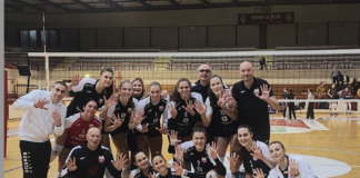 Serie B1 femminile girone C, Volksbank Vicenza Volley continua a correre: espugnata Jesi (0-3) e arriva a -1 dalla vetta L'esultanza della Volksbank Vicenza Volley a Jesi