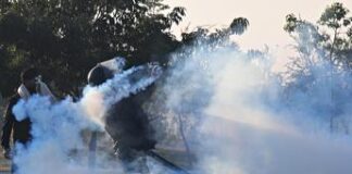 Pakistan, scontri tra polizia e sostenitori ex premier Khan: 4 morti