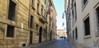 Provincia di Vicenza, oggi seduta del Consiglio: c’è anche il Tribunale della Pedemontana Palazzo NIevo contrà gazzolle vicenza provincia di prevenzione dermatologica bilancio