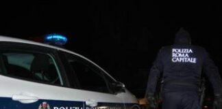 Roma, tre vigi urbani travolti durante rilievi incidente: uno grave