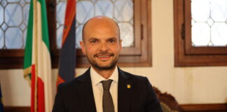 Daspo a due giovani di Bassano del Grappa, il Sindaco Nicola Finco: “Atto deplorevole, solidarietà all’agente ferito” bassano del Grappa crollo soffitto a scuola pascoli