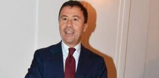 Tesla, Bocchino: “Felice di averla a prescindere da Musk, politicizzazione che fa Piccolotti una follia”