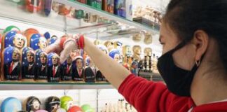 Trump presidente, in Cina è boom di gadget: ordini alle stelle dopo la vittoria