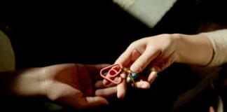 Turismo, Airbnb all’Anci: sì a legge per limitare affitti brevi in centri città d’arte, ecco proposte