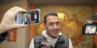 Vannacci lancia il suo movimento ‘Il mondo al contrario’: “Nessuna spaccatura con Salvini”