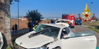 Incidente lungo la SP 500 a Meledo di Sarego, Vigili del fuoco: deceduto un giovane uomo, un altro in codice rosso e due donne ferite Vigili del fuoco a Meledo di Sarego, scontro fra auto