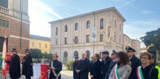 80 anni dal bombardamento di Vicenza, toccante cerimonia in piazza San Lorenzo Anniversario bombardamento di vicenza, intervento Possamai