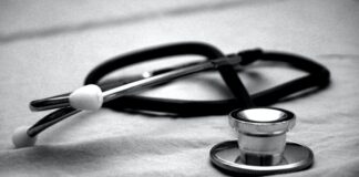 La guerra presenta il conto: sempre più italiani rinunciano alle cure Con la guerra meno soldi anche per la salute