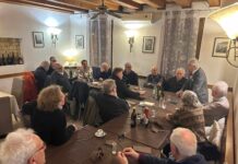 Non solo una cena tra amici, ma un incontro tra compagni promosso dal PSI di Vicenza: socialisti e repubblicani insieme Cena tra socialisti e repubblicani promossa dal Psi di Vicenza