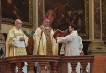 “L’amore che trasforma il mondo”: il messaggio di Natale del vescovo di Vicenza Mons. Giuliano Brugnotto nella cattedrale di Vicenza 25 dicembre 2024, il messaggio di Natale del vescovo di Vicenza Mons. Giuliano Brugnotto nella cattedrale di Vicenza