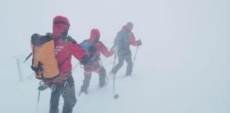 Alpinisti dispersi, soccorritori ancora bloccati a Campo Imperatore