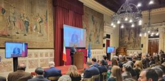 A Vespa, Buttafuoco, Botteri e Fagnani il Premio Laurentum 2024