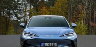 BYD Sealion 7, spazio da SUV, linea da Coupé