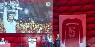 Bayern Monaco ritira maglia numero 5, l’omaggio al ‘Kaiser’ Beckenbauer
