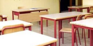 Carta docente 2025-2026 attiva da oggi, inclusi i precari: importo e come richiederla