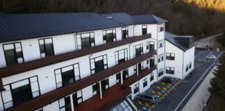 Mezzaselva di Roana: Erika Baldin (M5S) visita l’ex elioterapico e chiede alla Regione il rispetto degli usi civici Ex Clinica di Mezzaselva di Roana Mezzaselva Istituto Elioterapico