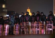 Georgia, premier esclude nuove elezioni: “A fine mese presidente vada via”