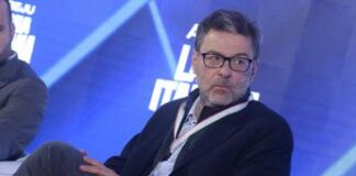 Giorgetti: “Pil può arrivare a +0,7%, Manovra non cambia”