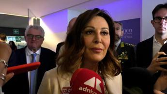 Imprese, Santanchè: “Spero tanti giovani seguano l’artigianato”