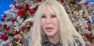 Ivana Spagna compie 70 anni: “Per regalo vorrei un fidanzato veterinario”