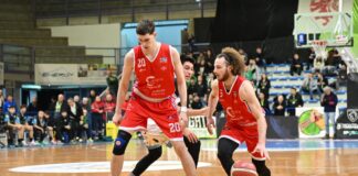 Basket serie B maschile, una sfavillante Civitus Vicenza sfiora l’impresa ma cede nel finale ai Blacks Faenza: 91-89 La Civitus Vicenza in azione a Faenza
