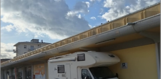 Degrado e mancanza di interventi per ex supermercato Alì di San Lazzaro: l’interpellanza di Raffaele Colombara, consigliere di maggioranza L’area in degrado dell’ex supermercato Alì di via Rossini usata anche come parcheggio per caravan