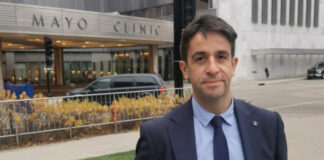 L’Ulss 7 Pedemontana fa scuola negli Usa con la teledialisi Il dott. Paolo Lentini porta l'esperienza della teledialisi dell'Ulss 7 negli usa