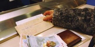 Manovra 2025, in pensione a 64 anni con previdenza complementare: ok a emendamento