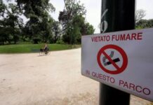 Milano, dal 1 gennaio divieto di fumo in tutte le aree pubbliche all’aperto