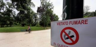 Milano, dal 1 gennaio divieto di fumo in tutte le aree pubbliche all’aperto