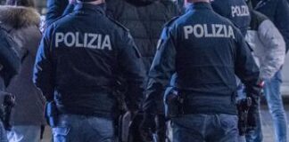 Milano, mamma e figlia su Maserati rapinate di 50mila euro