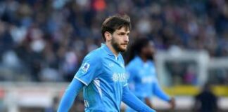 Napoli, infortunio per Kvaratskhelia: i tempi di recupero
