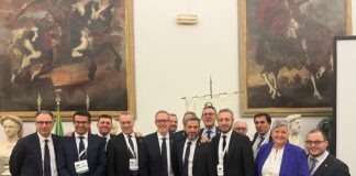 Congresso UPI a Roma, Gandolfi (Bergamo) nuovo presidente. Nardin: “Serve una riforma delle Province che ci faccia lavorare al meglio” Nardin, Gandolfi e la delegazione veneta al Congresso Upi