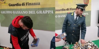 Articoli di Natale irregolari sequestrati dalla Guardia di Finanza nel Bassanese Natale Bassanese gdf