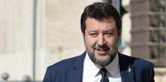 Natale, è un viaggio il regalo della Lega a Salvini