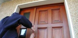 Natale, l’esperto: con le vacanze cresce allarme furti, ecco i consigli per la sicurezza della casa