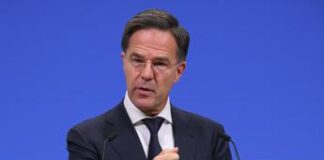 Nato, l’allarme di Rutte: “Russia si prepara a confronto a lungo termine”