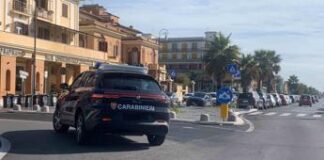 Ostia, 18enne arrestato per droga: denunciato dal padre