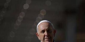 Papa ricoverato sente il parroco di Gaza: “Stanco, ma con voce chiara”