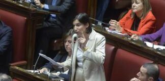 Schlein alla premier: “Scenda dal ring, mondo di ‘Ameloni’ smentito dai numeri”