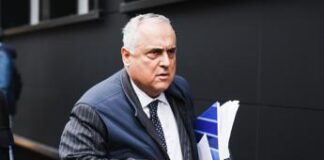 Sito olandese dà del “mafioso” a Lotito, l’ambasciatore italiano protesta