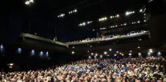 Solidarietà e spettacolo, a Milano 1.500 manager a teatro a sostegno associazioni umanitarie