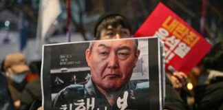 Sudcorea, Yoon diserta Parlamento. E il partito di governo lo scarica: “Pericoloso”