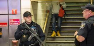 Usa, donna bruciata viva sulla metro di New York